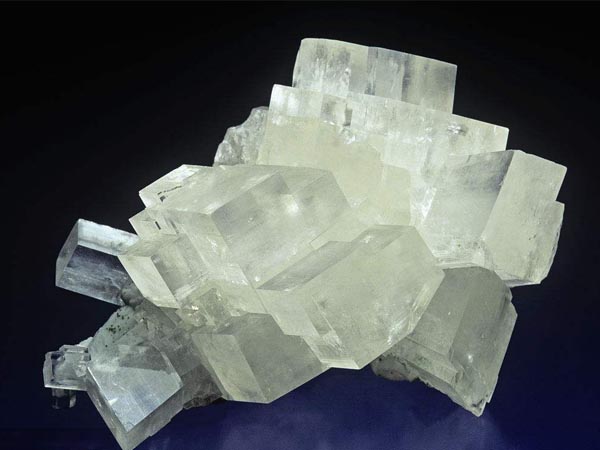 什么是方解石，他的优势用途都有哪些?